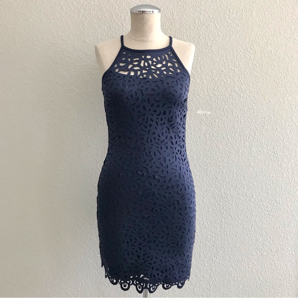 Lilly Pulitzer Pearl Shift Dress Size XXS Navy Blue Laser Cut Sleeveless